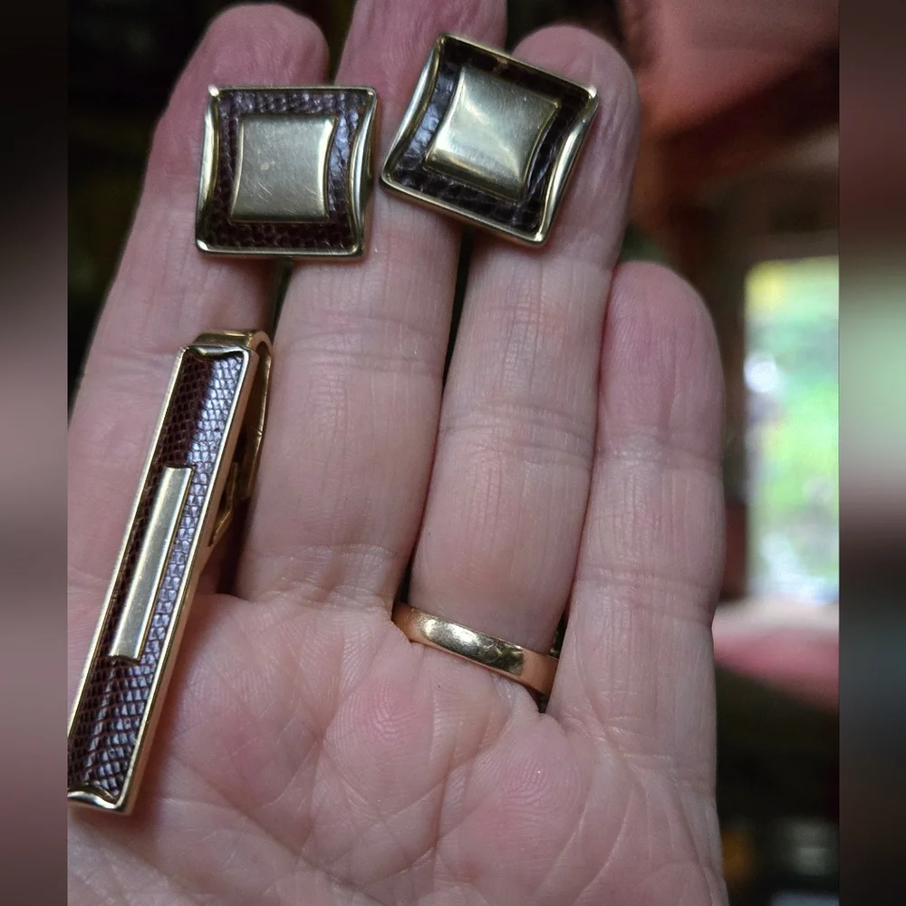 Speidel vintage cufflinks & tie clip gold & croc set